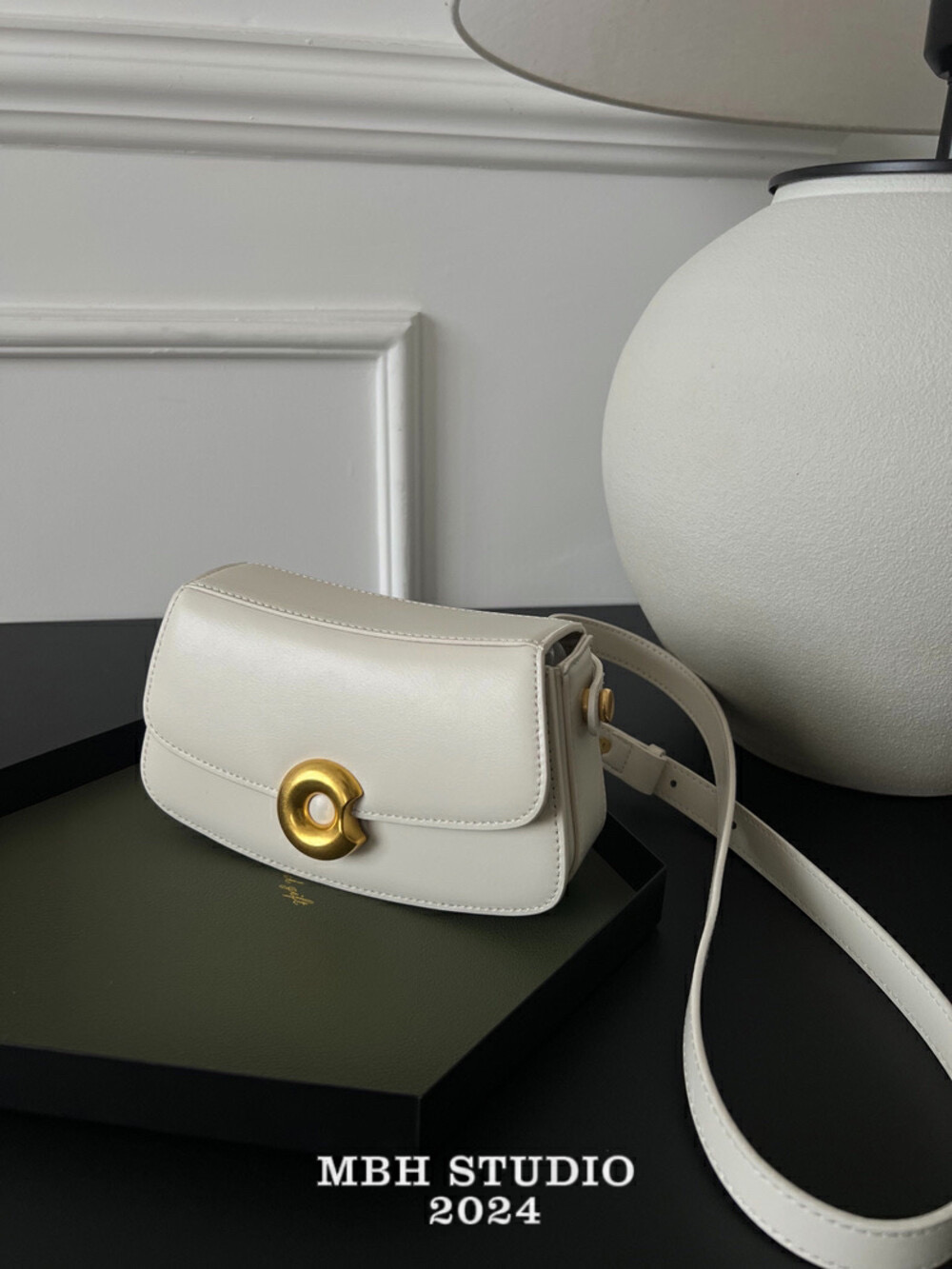 MBH Donut Round Buckle Compact Crossbody Bag - Image 2