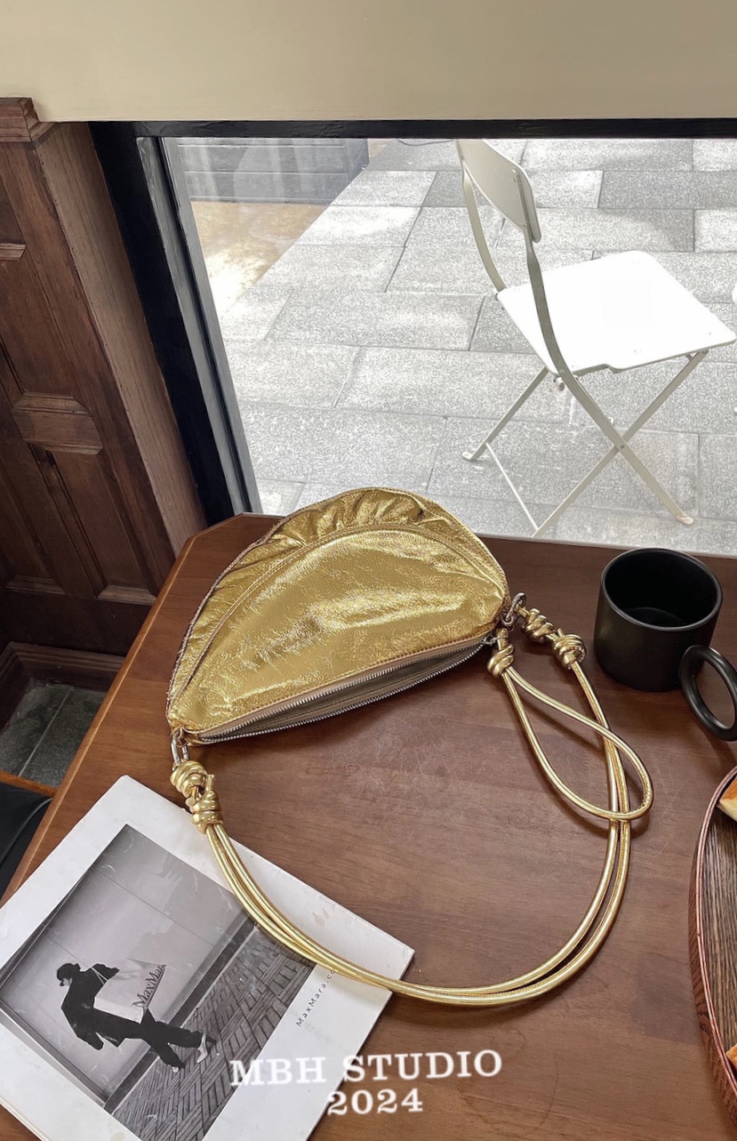 MBH Niche Elegant Soft Leather Crossbody Bag - Image 2