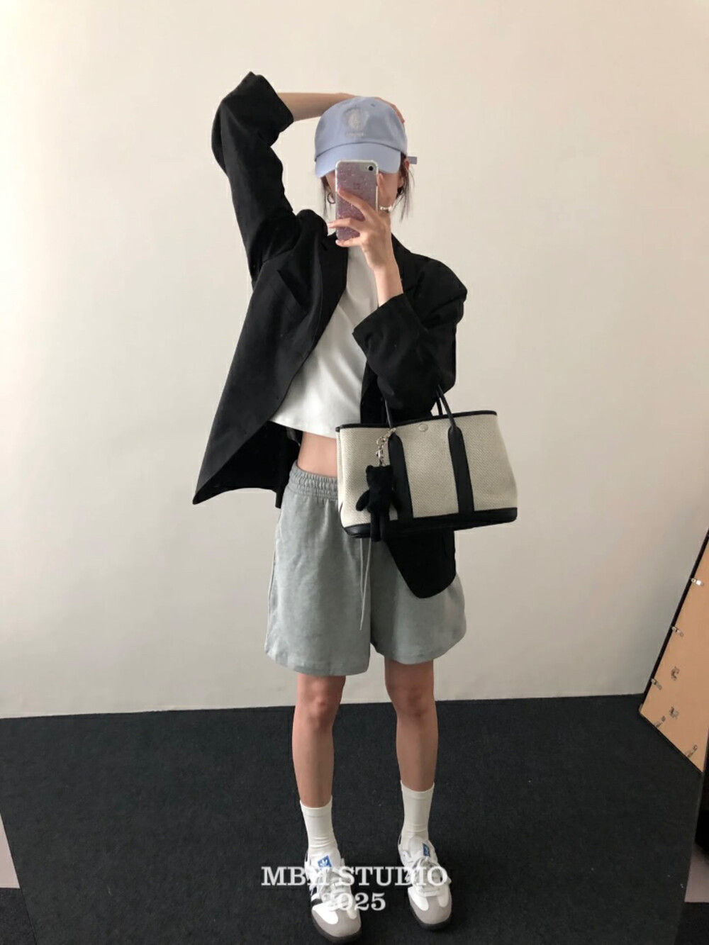 MBH Cowhide and Canvas Garden Tote Bag Casual Color Block Commuter Handbag with Shoulder Strap and Storage Pouch - Image 2