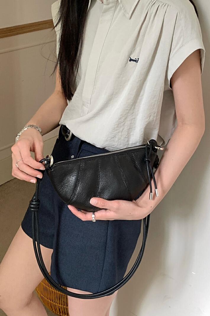 MBH Lambskin Croissant Bag Dopamine Leather Horn Bag Korean Niche Shoulder Crossbody Bag - Image 5