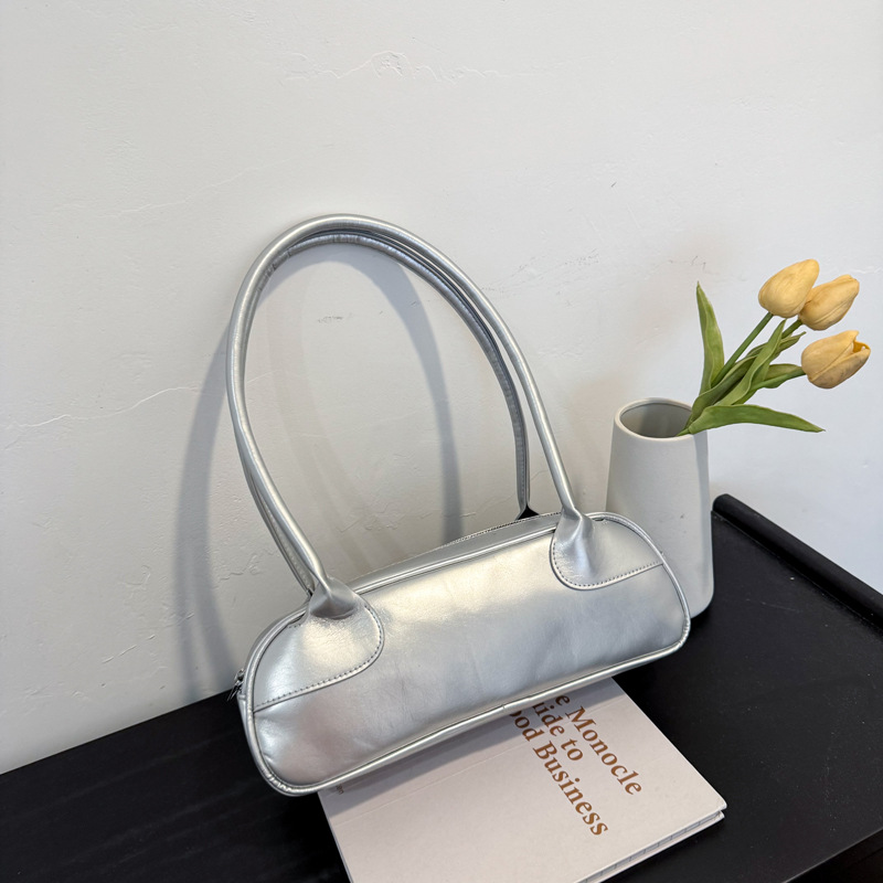 Minimalist Cross-Border Design Handbag for Women 2025 New Fashion Large Capacity Underarm Shoulder Baguette Bag - Image 2